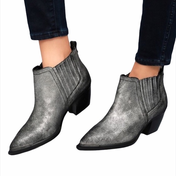Sbicca Shoes - new Sbicca ♥︎ Metallic Cardinal Ankle Booties ♥︎